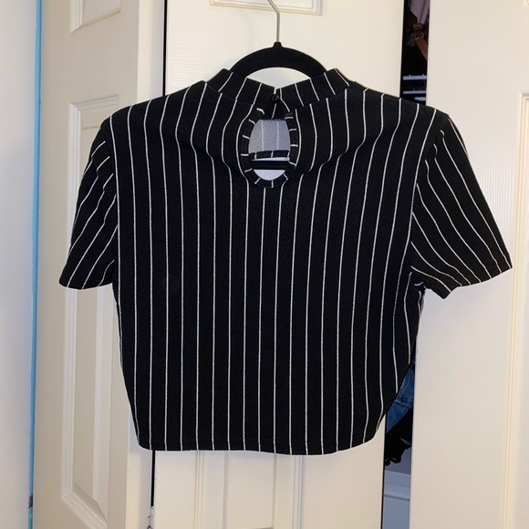 I am gia style top - Picture 2 of 2